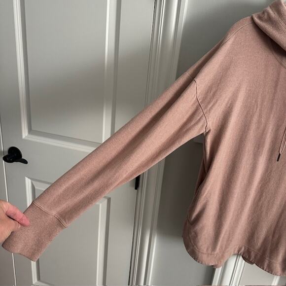 Sweaty Betty Escape Luxe Fleece Hoodie Medium Dusty Pink - Picture 4 of 8